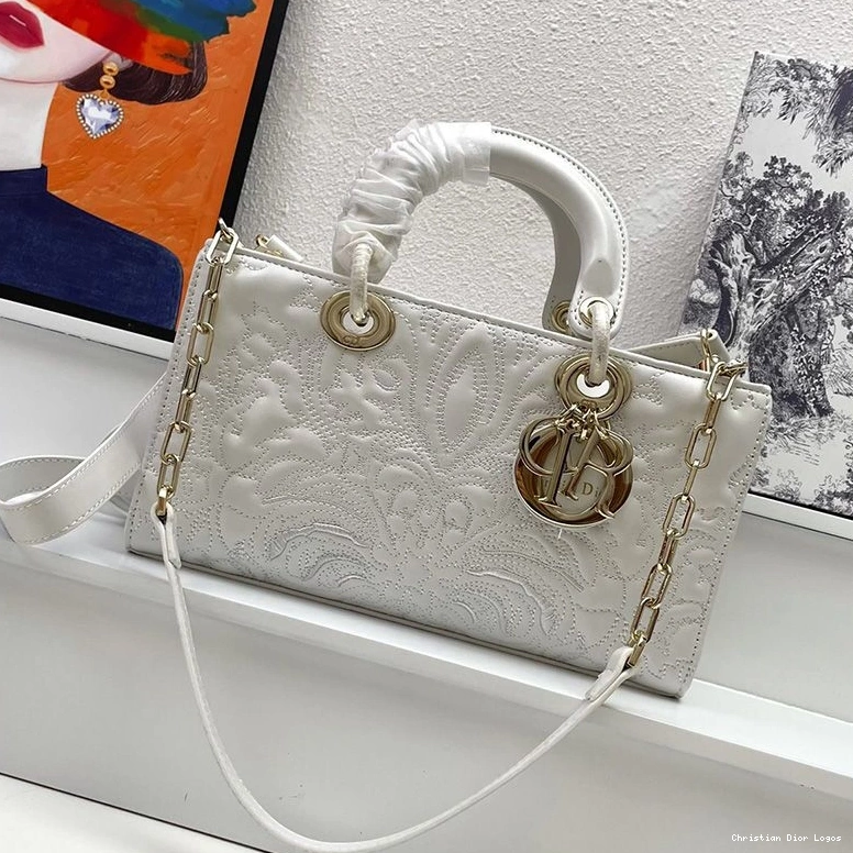 Cheap Motif Lady Bag D-Joy Lambskin Quilted-Effect Medium Ornamental White 0715 Luxury